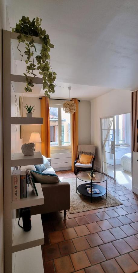 Charming Appartement In Vieux ニース エクステリア 写真