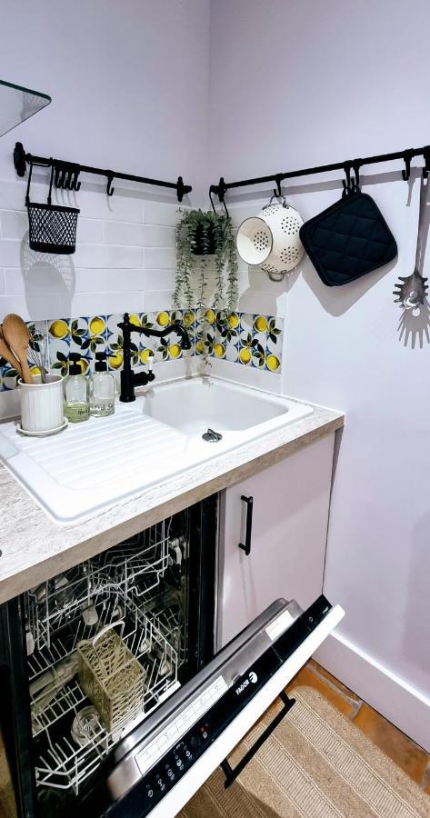 Charming Appartement In Vieux ニース エクステリア 写真